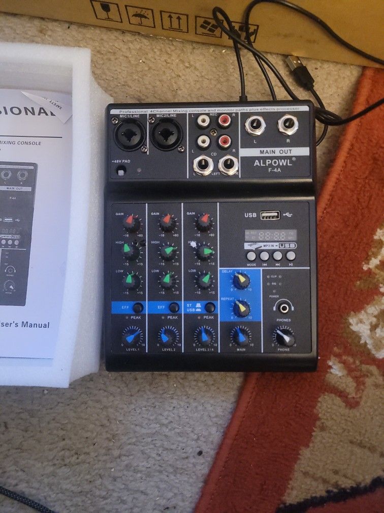 Audio Mixer, 4 Channel USB Stereo Ultra Compact Mixing Console Vocal Professional Effects Engine Processor Musical Equipment Studio-level Quality for 