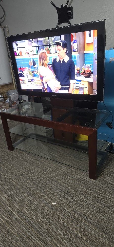 Tv De 46 Inch Whit Roku