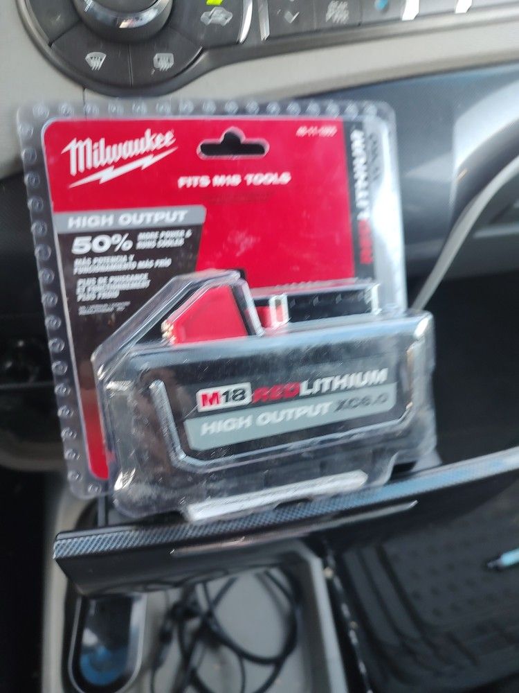 New Milwaukee M18. 8.0ah High Output Batteries $70 Each