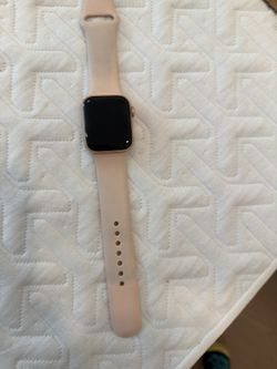 Apple Watch Series 4, 40mm (Gold)