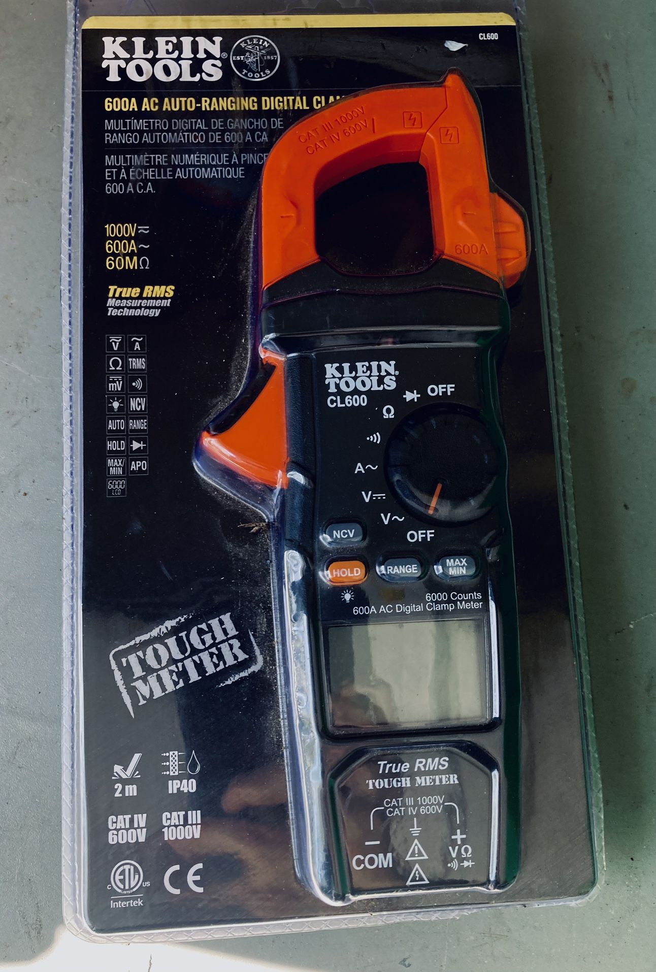 Klein Tools 600A A/C Auto Ranging Digital Clamp Multimeter NEW