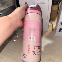 Owala FreeSip Hello Kitty Water Bottle