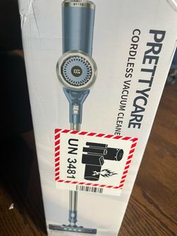 Cordless vacuum