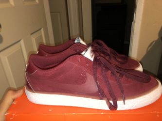 Nike size 12 50 OBO