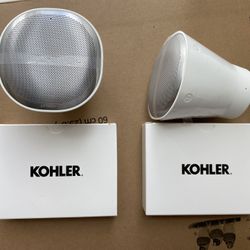 Kohler Moxie K-28238-NKE Wireless Speakers + Charging Docks (Lot of 2) White Bluetooth
