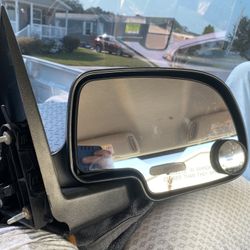 Chevy 99-07 Mirrors Perfect Shape  Set 