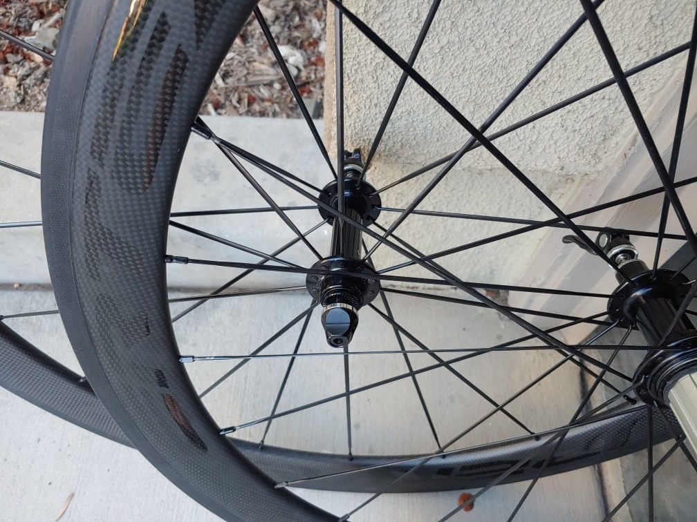700c Carbon Fiber Road Bike Wheels. for Sale in Irvine, CA OfferUp