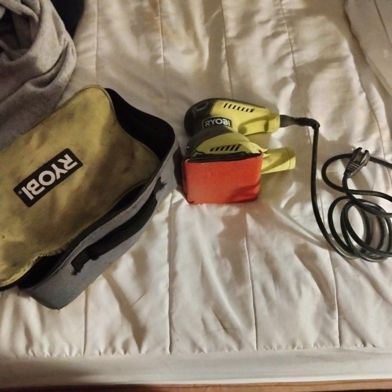 Ryobi Sander