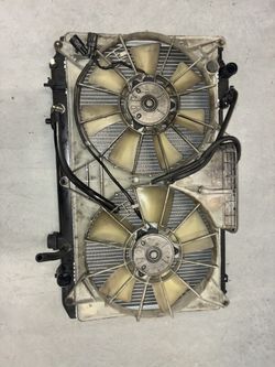 Lexus Gs300 Radiator Assembly 