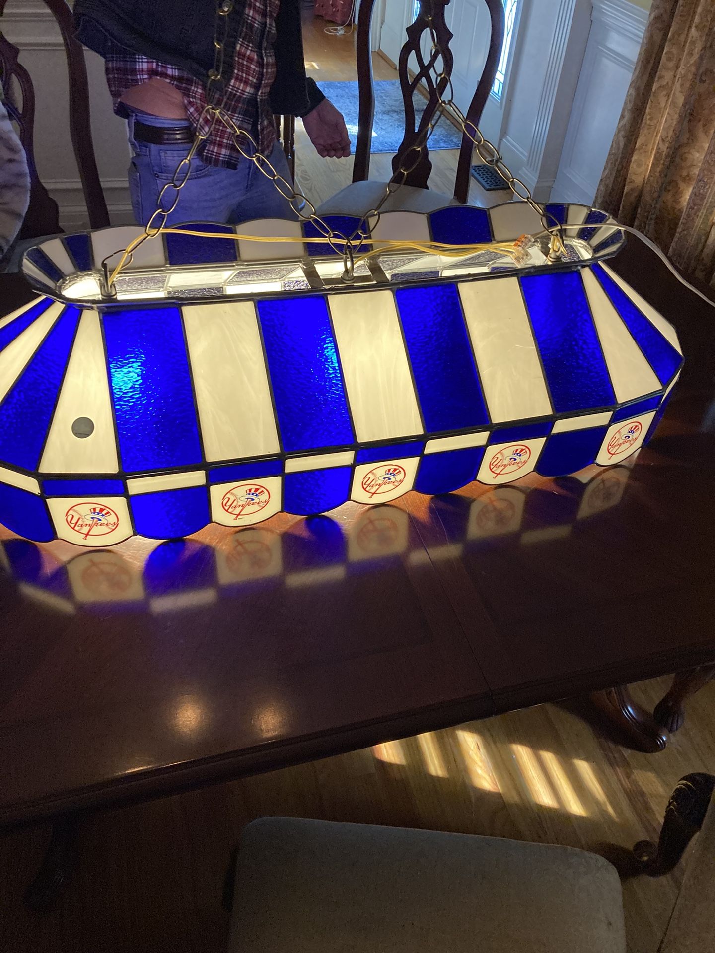 Yankees 40” Glass Pool Table Light