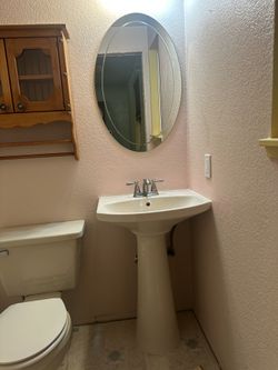 Pedestal Bathroom Sink With Faucet