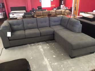 BRAND NEW SECTIONAL SOFA