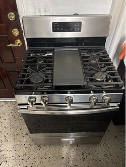 Gas stove