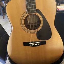 YAMAHA GUITAR
