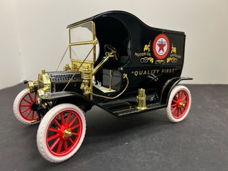 1913 Ford Model T Texaco Delivery Van Diecast Model