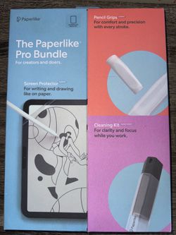 iPad Air 11” Accessories Bundle – Open Box