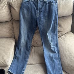 Levi’s Stratus pants