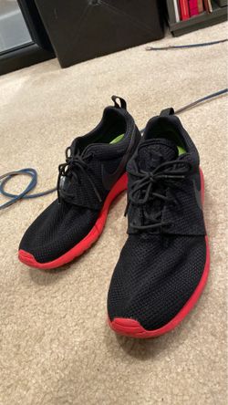 Nike roshe sirens sz 8.5 (used)