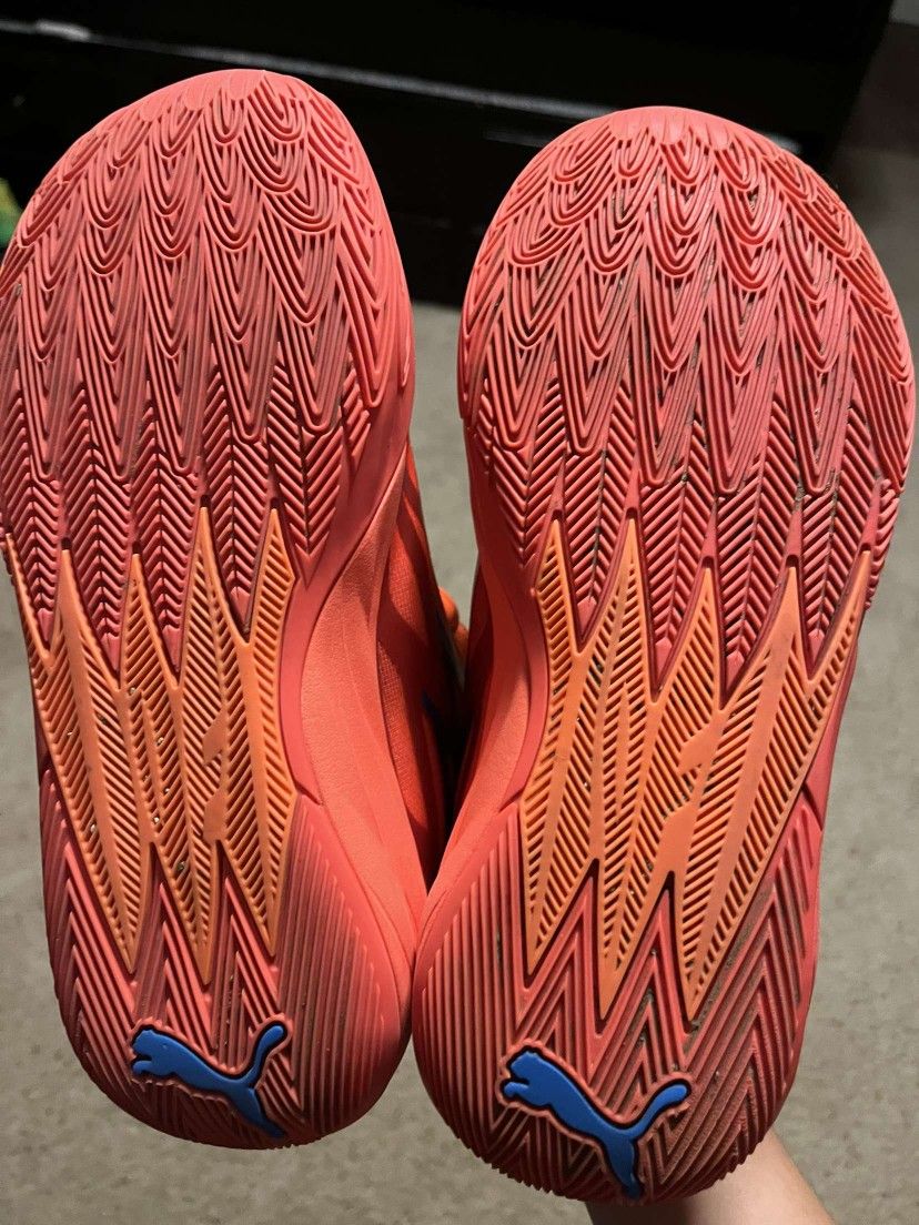 Melos 2 Supernovas