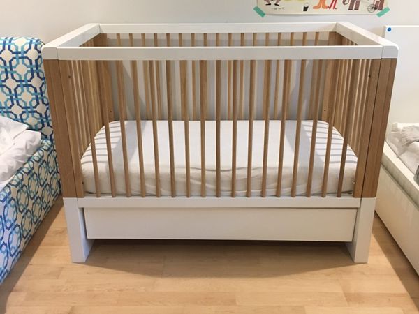Maclaren Nursery Cabine Crib In Natural Oak By David Netto For