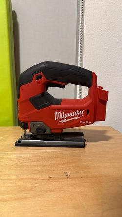 Milwaukee M18 FUEL 18V Lithium-Ion Brushless Cordless Jig Saw (Tool-Only)