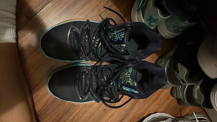 Kyrie 5 ufo