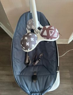 4moms mamaRoo 