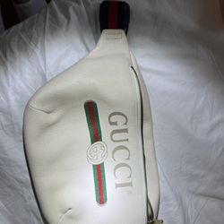 As Seen Gucci Pre Owned 