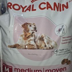 ROYAL CANIN DOG FOOD