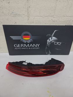 Aston Martin Dbx 2020-2025 OEM Tail Lamp Light Rear Right MY83-13404AE