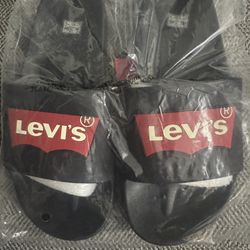 Levi’s Sandals 