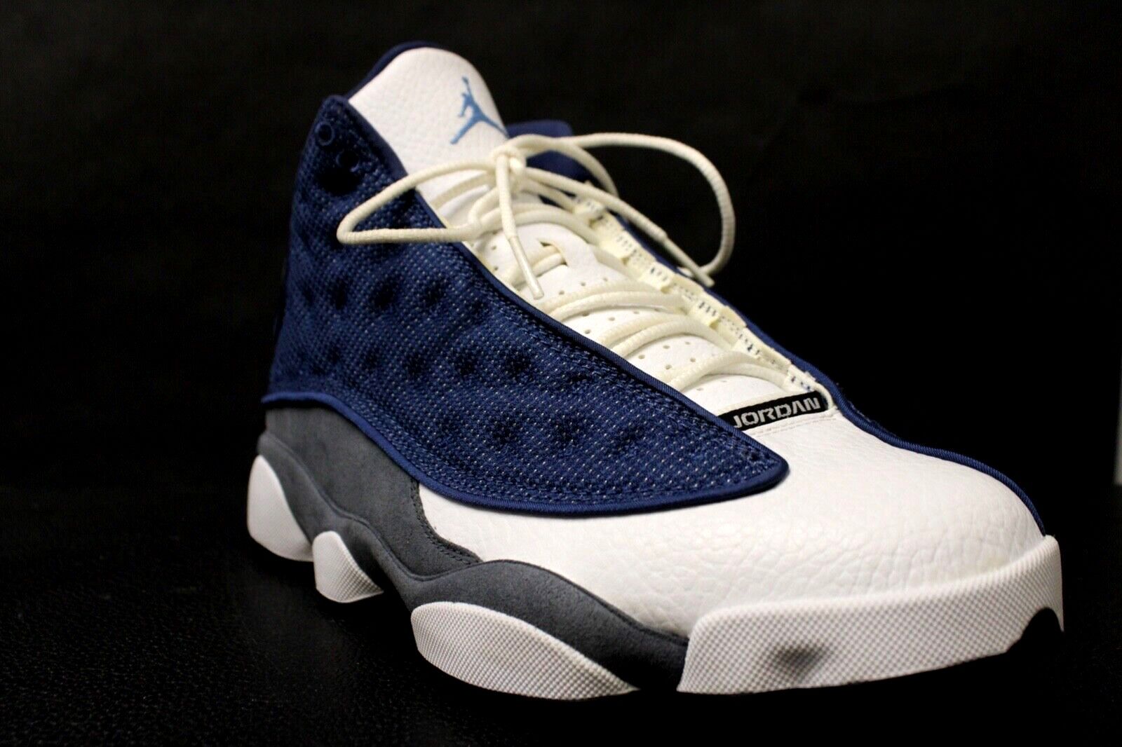 LIKE NEW!! UNWORN Air Jordan XIII 13 Retro Mens size 9.5 Navy White Blue sneakers, 43 EU sport 