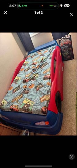 Twin race car bed /mattress
