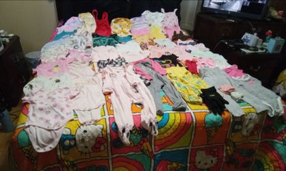 Baby Clothing Girls And Boys Sizes 0-3T Lot Of 225 Pieces