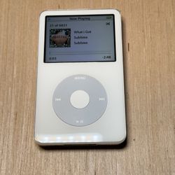 iPod Model:A1136 80GB 5thGen White Tested Great w/6831-Songs-Charg Read Info Blw