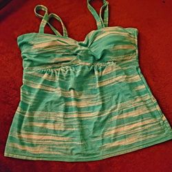 NWOT WOMENS SWIM SUIT TOP GREEN AND WHITE SIZE L