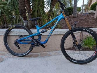 Polygon Collosus DH9 Large 29er