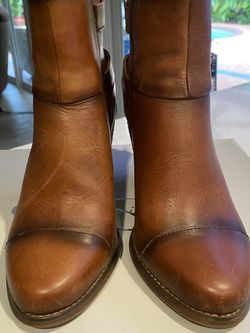 Boots size 6 1/2