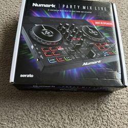 Numsark Party Mix Live