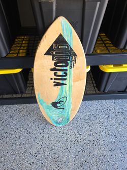 Skim board