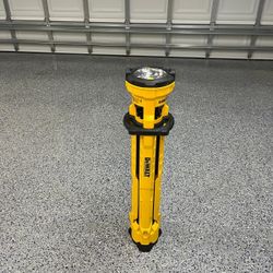 Jobsite DCL079 Cordless Tripod Light