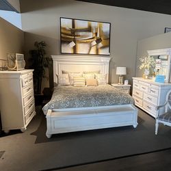 4PC King Bed Set
