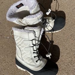 Kids Snowboots, Size 3