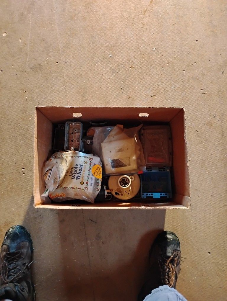 Assorted Electrical Supplies