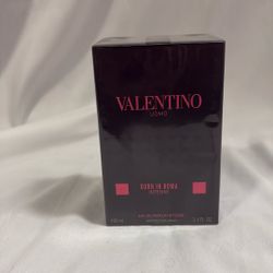 Valentino- Born In Roma Intense 
