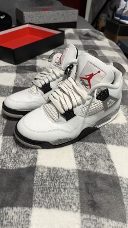 Jordan 4 White Cement