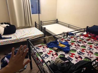 Black Metal Twin Bed Frames – Set of 3