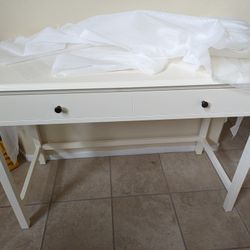 Windham Wood 44W" X31"T Writing Desk with Drawers Hardwood Wood Composite.