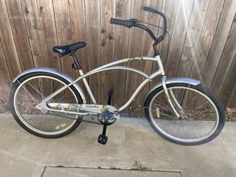 Lightweight Electra 3 Speed Beach Cruiser