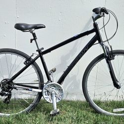 Medium Frame Diamondback Edgewood Hybrid Bike